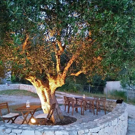 Apartmán Maniata *