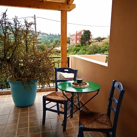 Maniata Apartment *